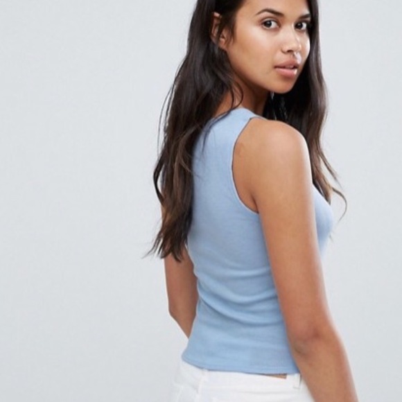 Embroidered badge tank  - Picture 5 of 8